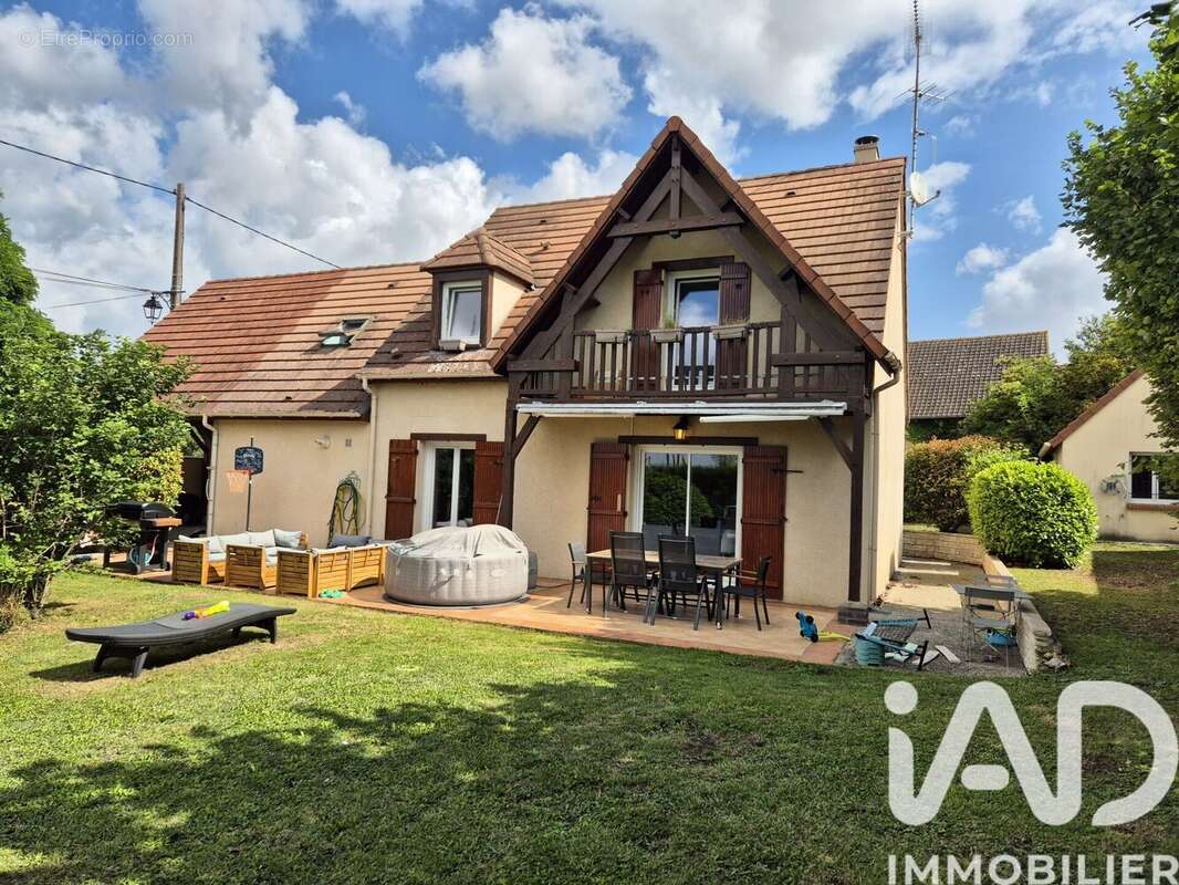 Photo 5 - Maison à CHERISY