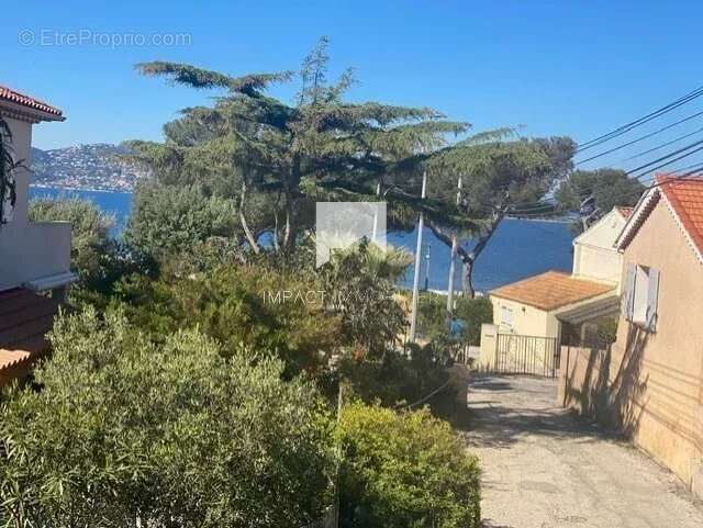 Maison à HYERES