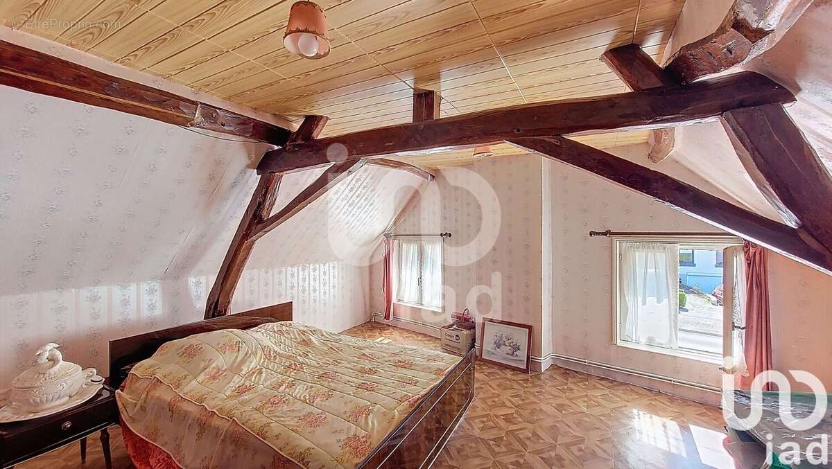 Photo 8 - Maison à CURGIES