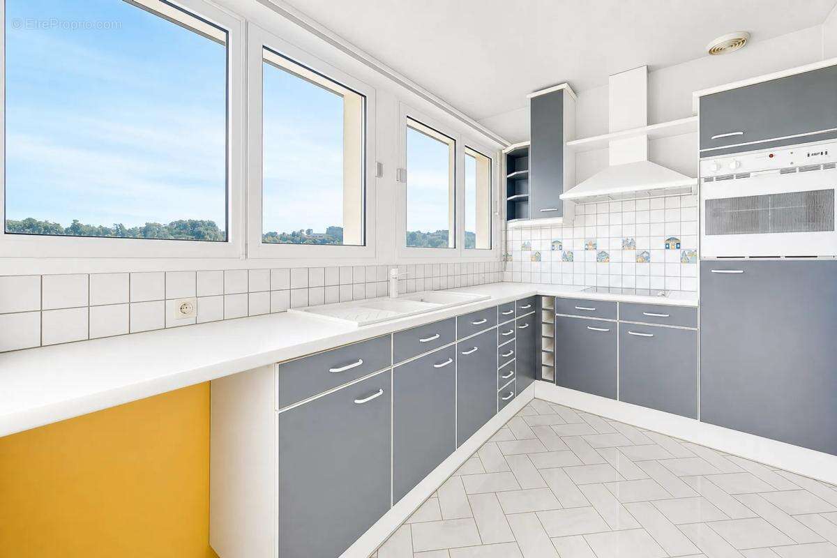Maison de 6 pièces de 140 m² située à Altillac - photo 15