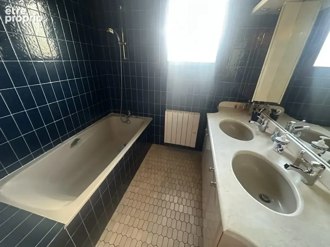 Maison 133 m² à Meyzieu  - photo 9