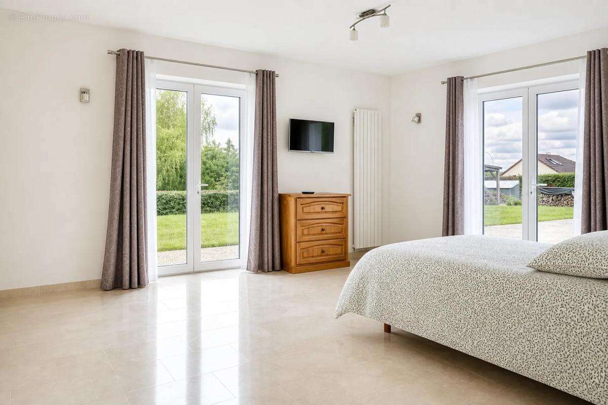 Maison à MESLAND