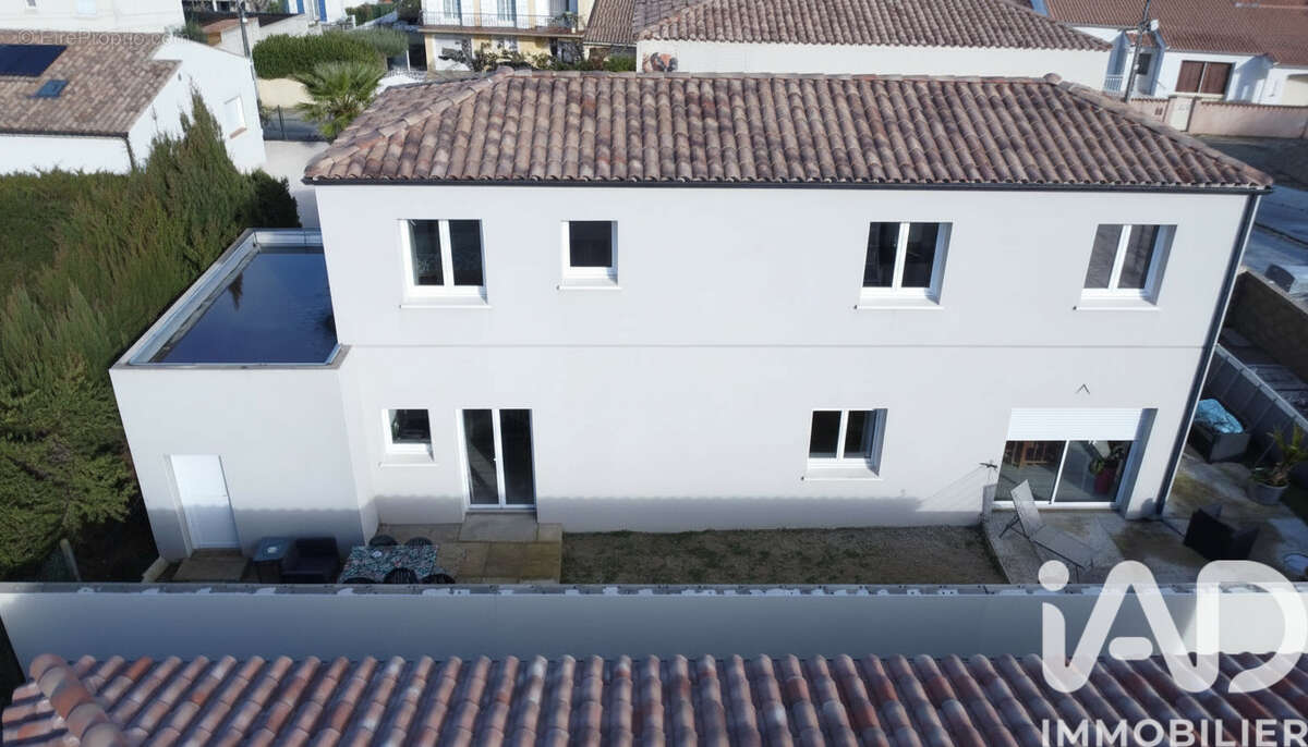 Photo 2 - Maison à NISSAN-LEZ-ENSERUNE
