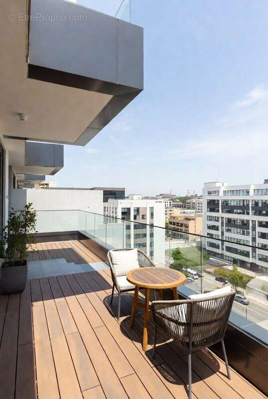 Appartement à L'HAY-LES-ROSES