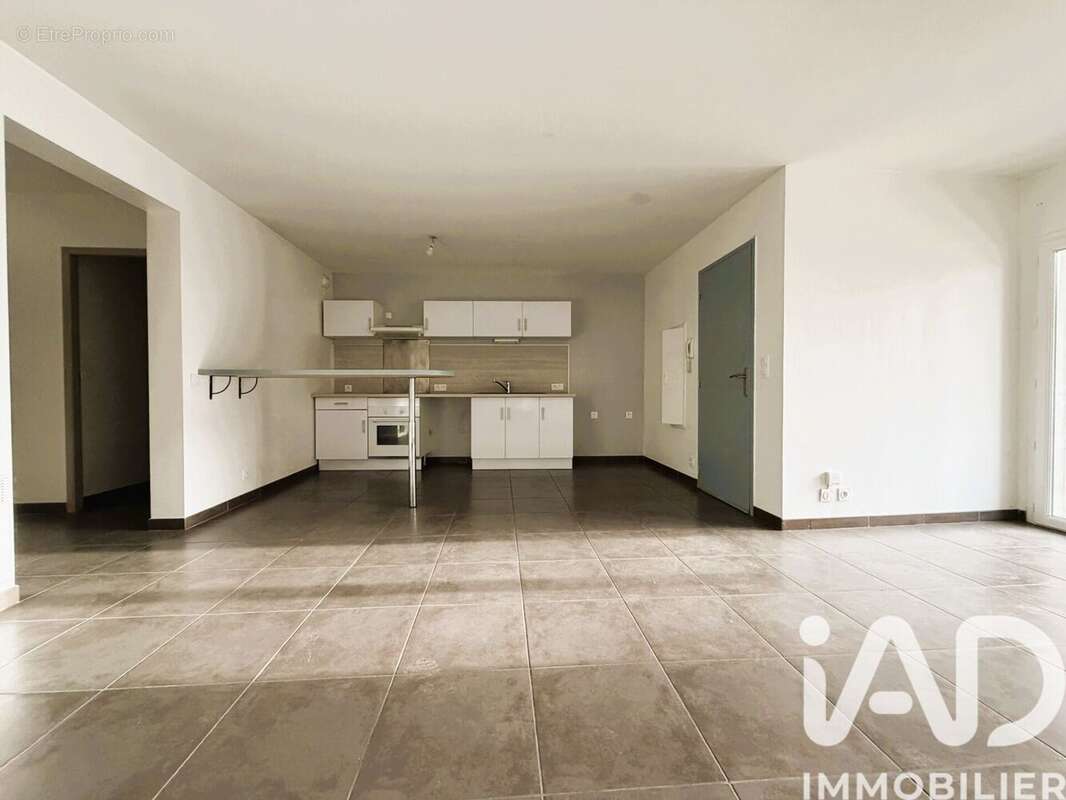 Photo 2 - Appartement à LATOUR-BAS-ELNE