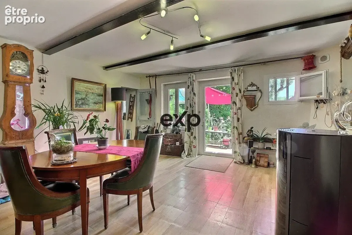 Maison 5 pièces 205 m² à vendre à Suze-La-Rousse (26790) - photo 6