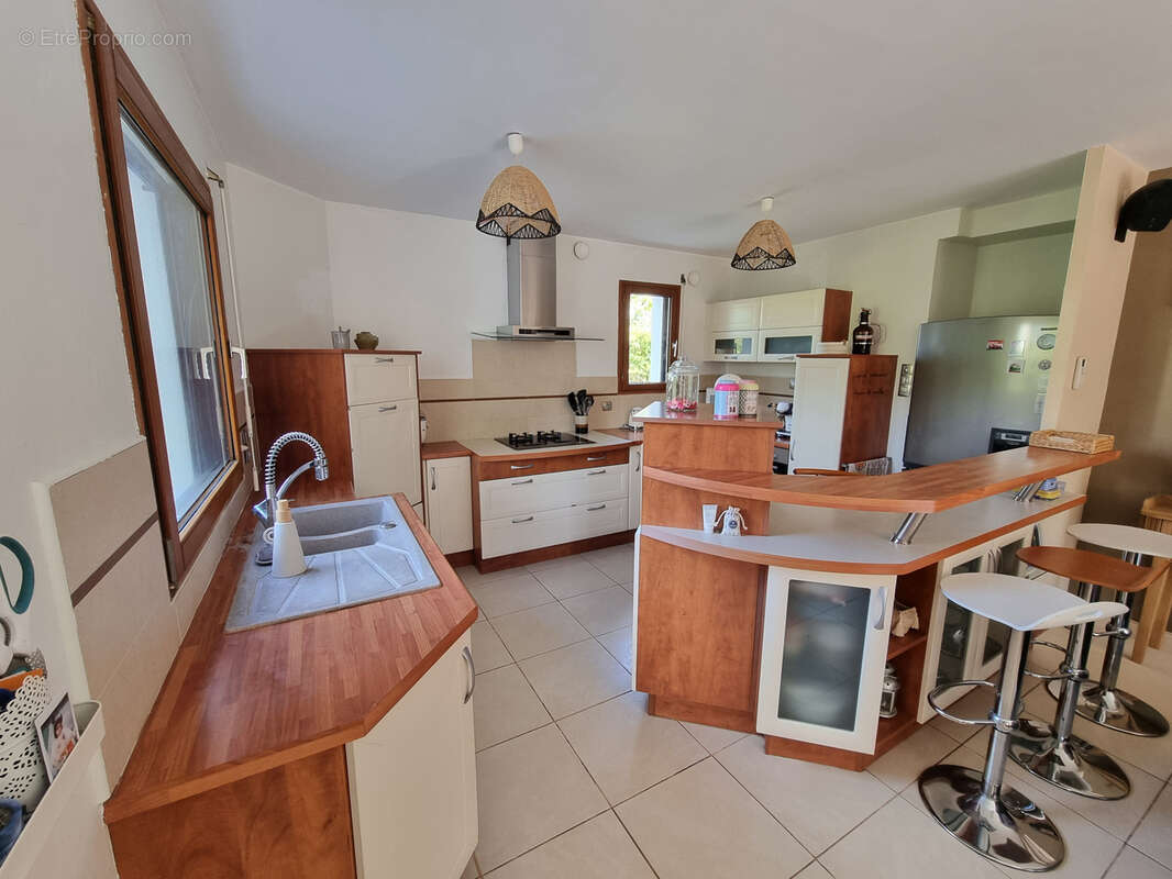 Maison à SAINT-ERBLON