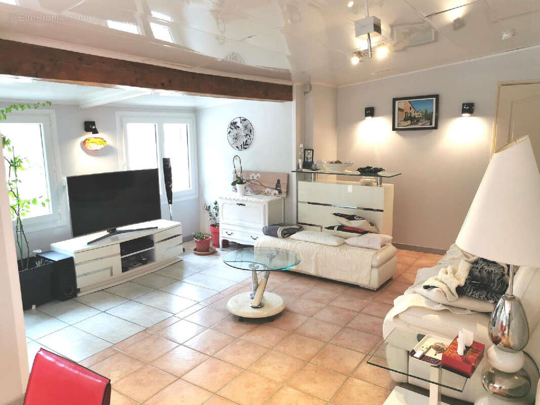 Maison à GRIGNAN