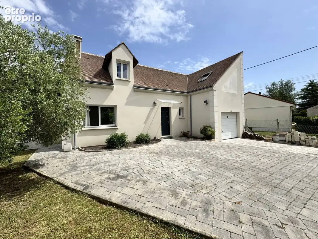 Maison 110 m² à Sandillon  - photo 2