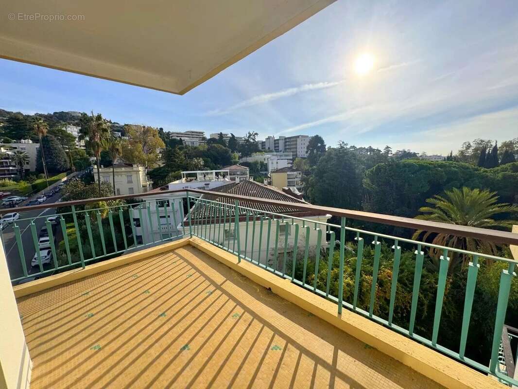 Cannes Basse Californie vente appartement 4 pièces proche centre - photo 8