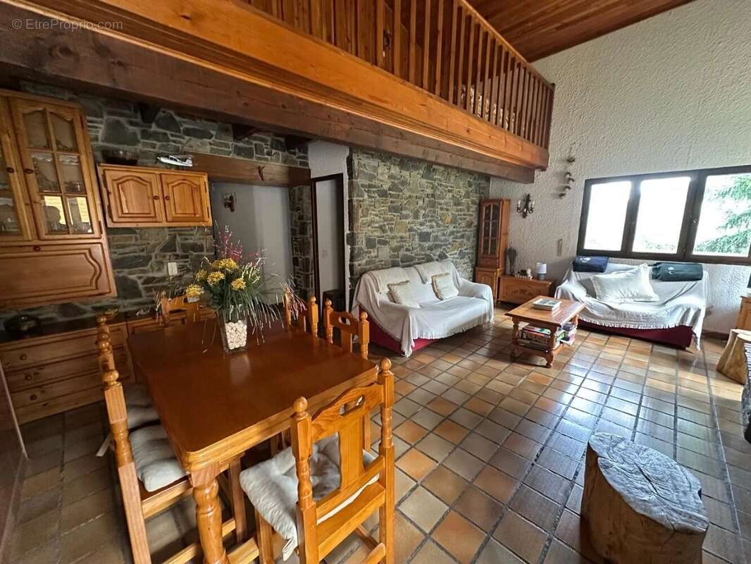 Maison à SAINT-PIERRE-DELS-FORCATS