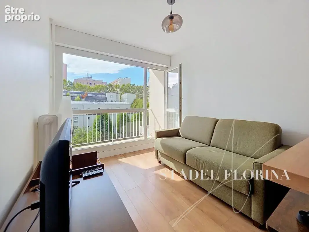 Appartement à PARIS-20E