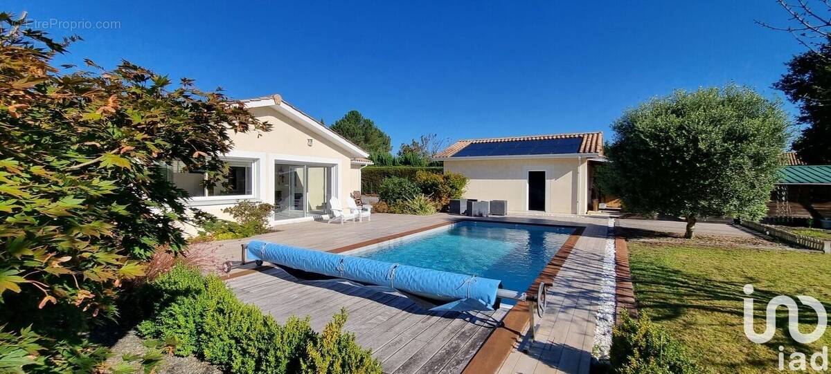 Photo 1 - Maison à SALLES