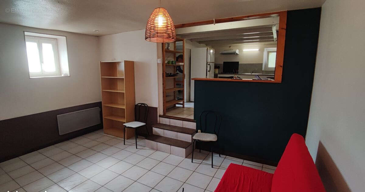 Mallievre, maison en pierre a rénover 2ch, cour, garage et parcelle de terrain - photo 2