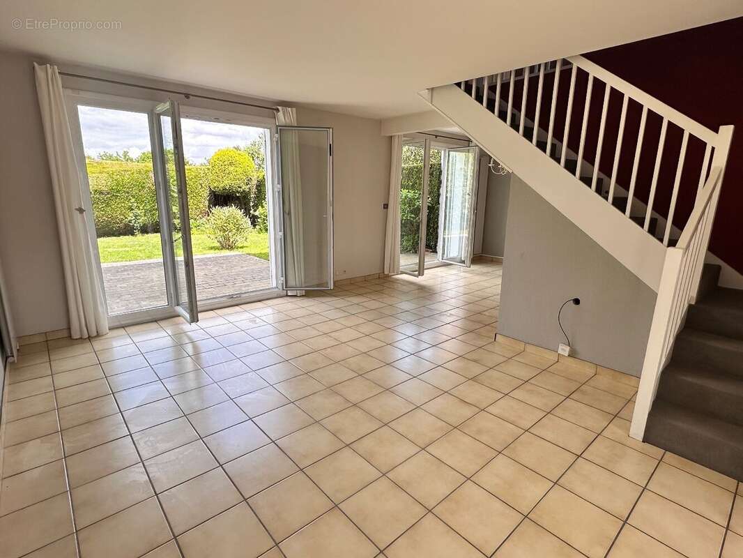 Maison à LES LOGES-EN-JOSAS