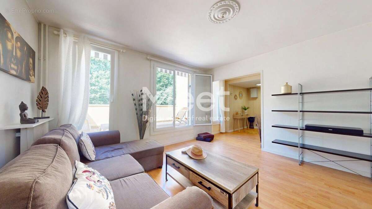 Appartement à MAUREPAS