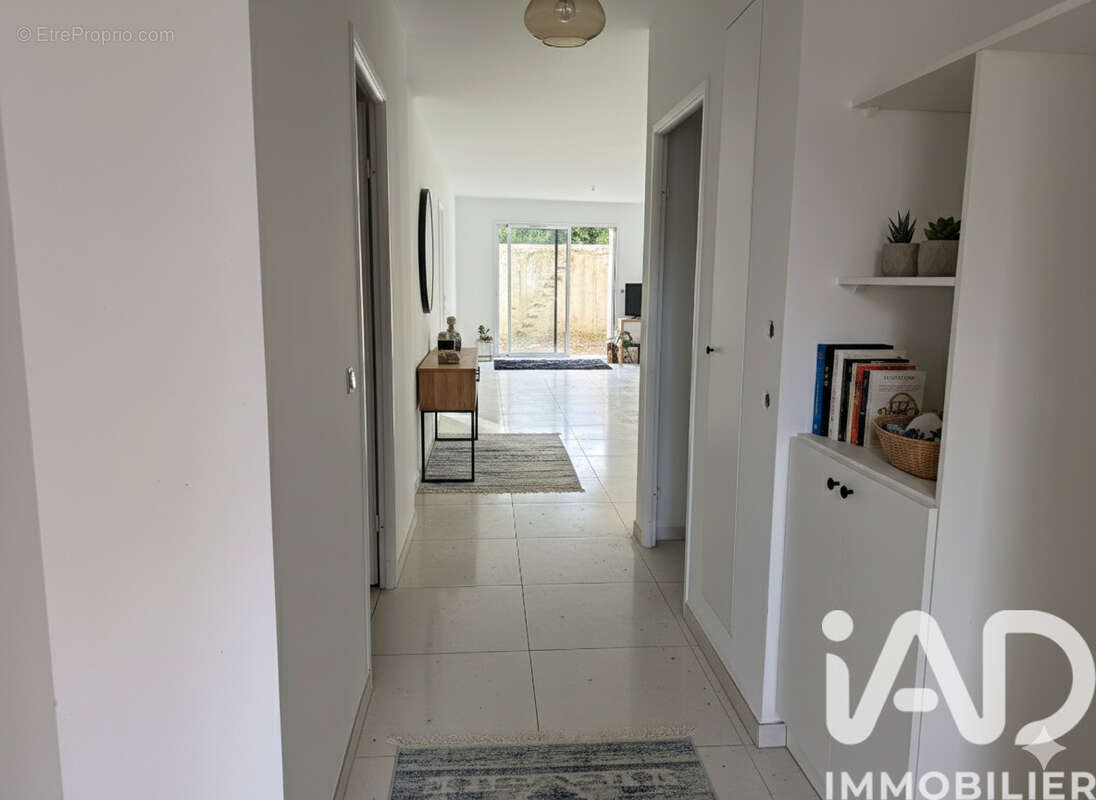 Photo 4 - Appartement à VALERGUES