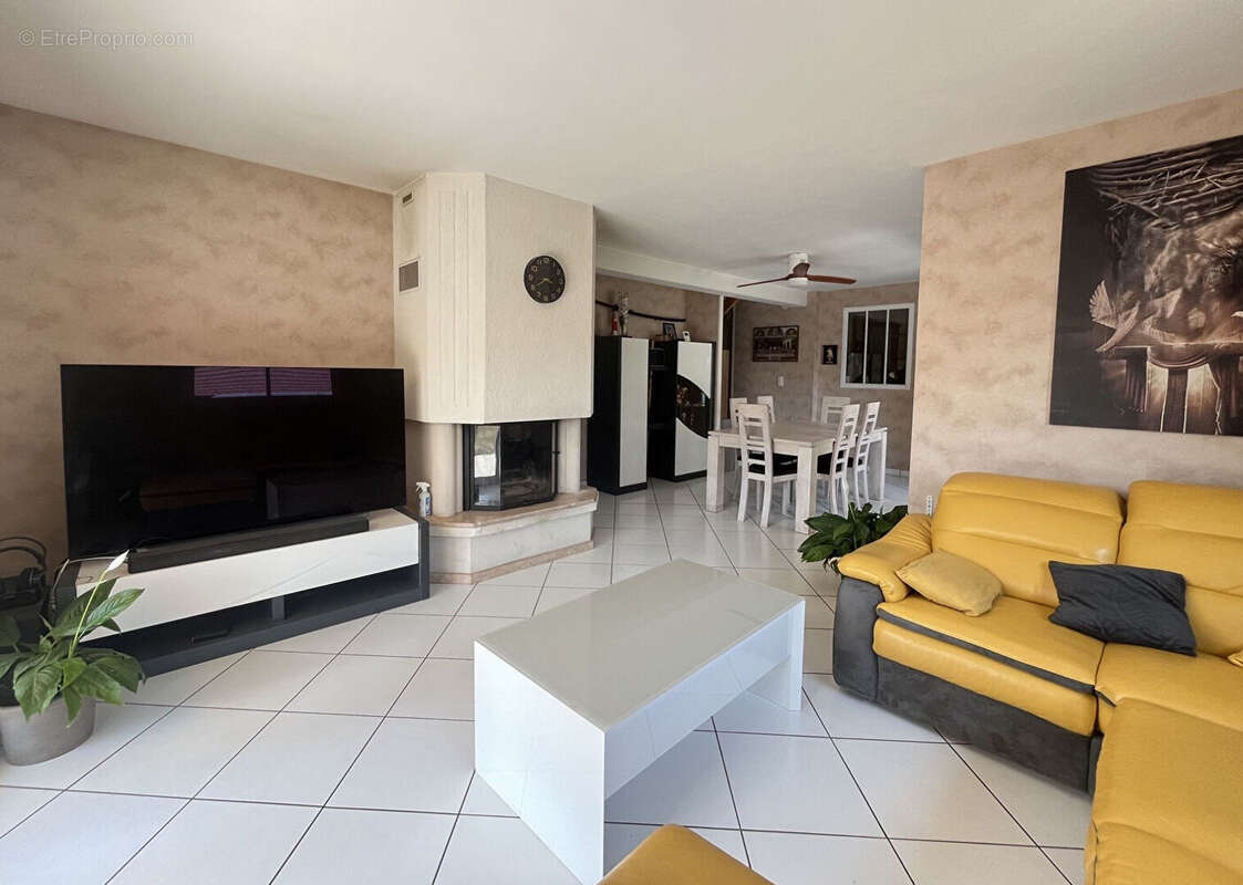Maison Lescar 5 pièce(s) 135 m2 sur 700m² - photo 3