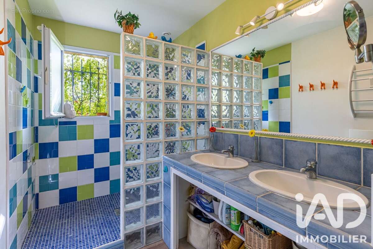 Maison 112 m² à Marseille-16e  - photo 9