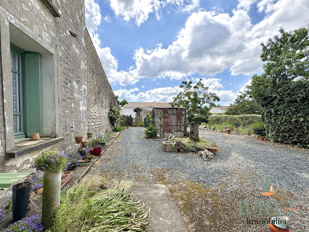 Maison à SAINT-SORNIN