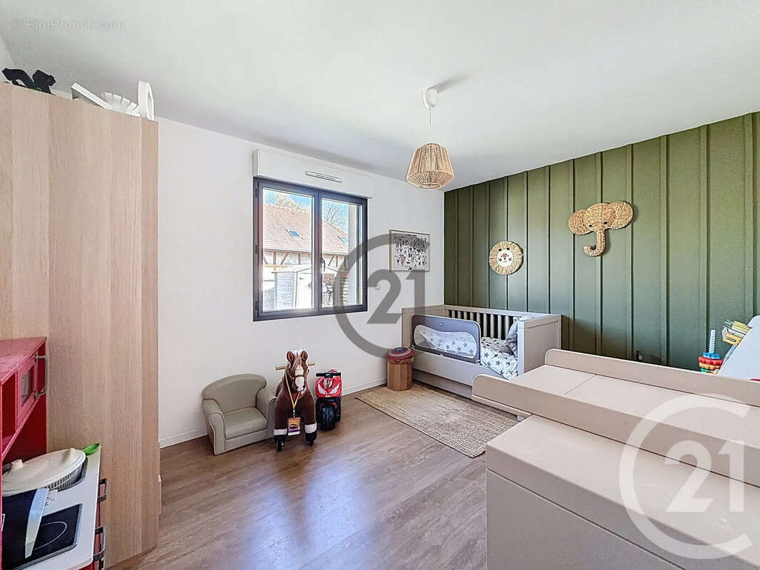 Maison 126 m² à Saint-Pouange  - photo 12