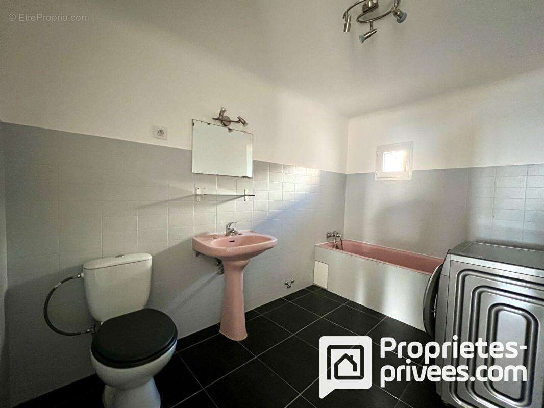 Appartement à MONTAUROUX