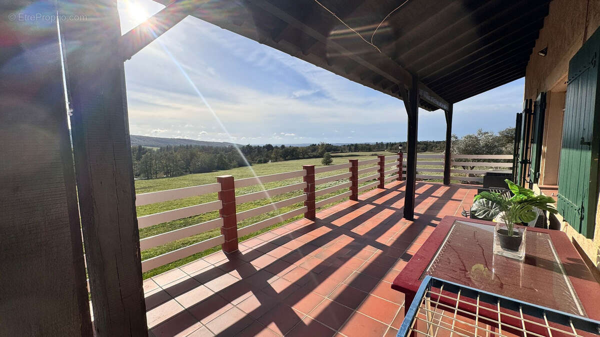 Maison à VAUDREUILLE