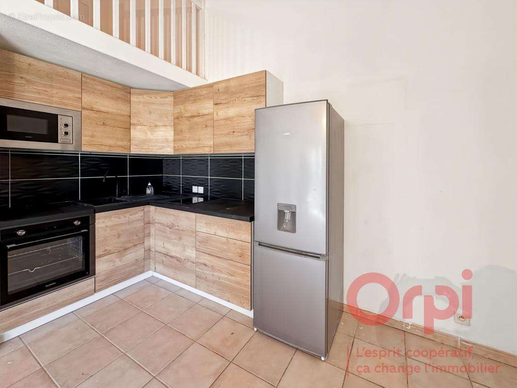 Maison à ROQUEBRUNE-SUR-ARGENS