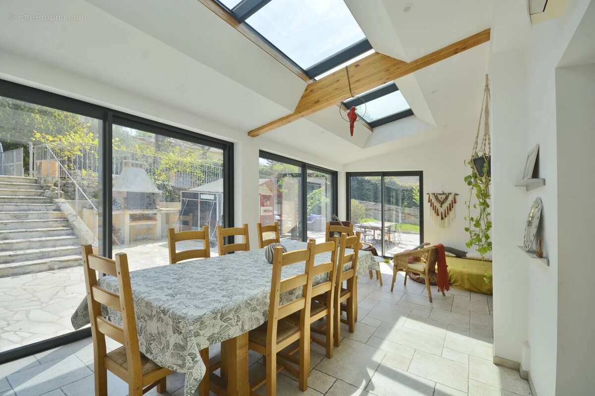 Maison à MOUANS-SARTOUX