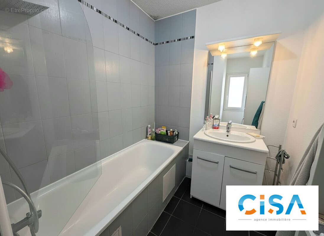 Appartement à VERNEUIL-EN-HALATTE