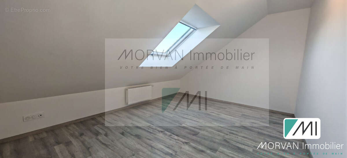 Maison à LES ESSARTS-LE-ROI