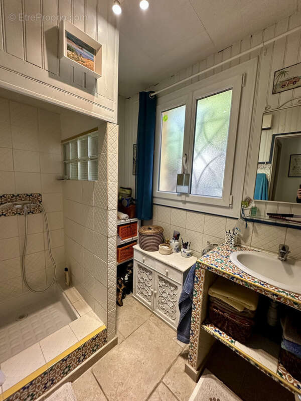 Maison à SOLLIES-VILLE