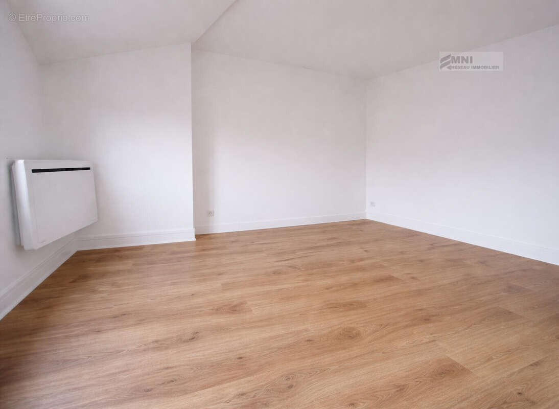 Chambre - Appartement à ALFORTVILLE