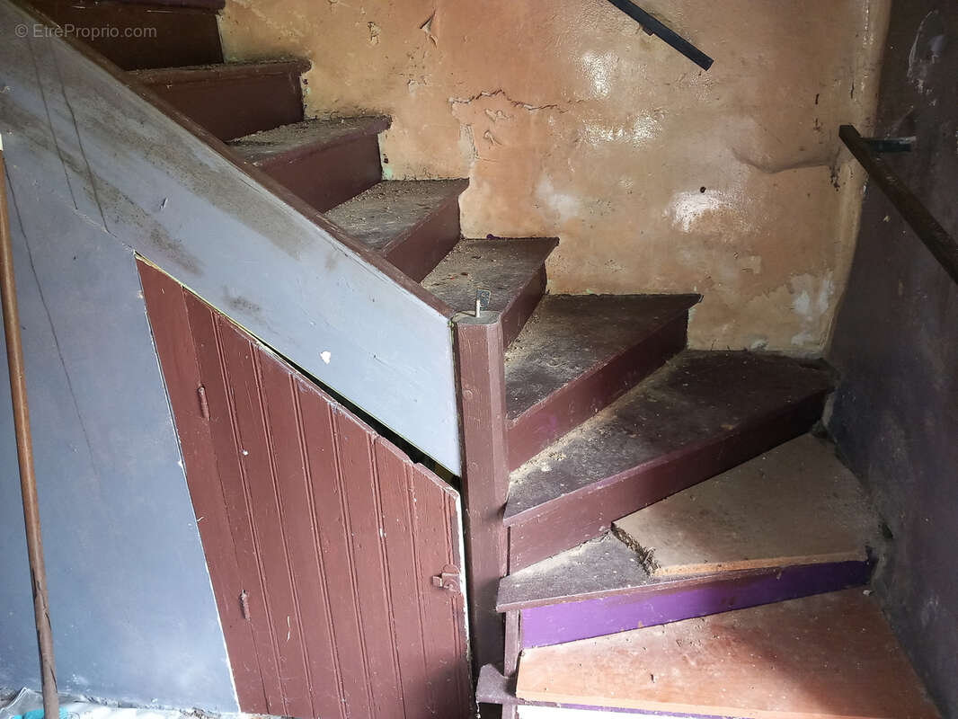 Maison à CHATELUS-LE-MARCHEIX