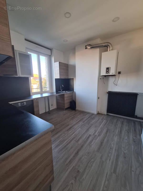 Appartement à SAINT-ETIENNE
