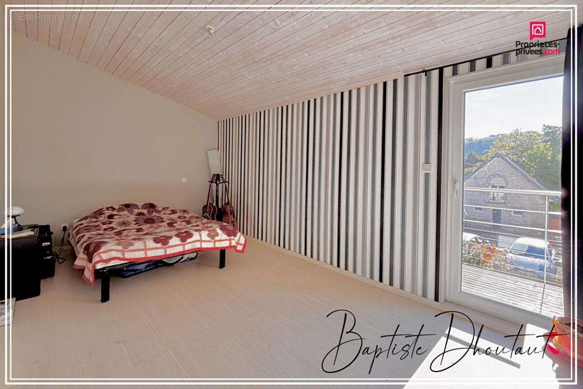 Maison à AUXON-DESSUS