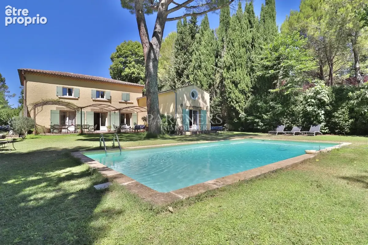 Maison 245 m² à Aix-En-Provence  - photo 3