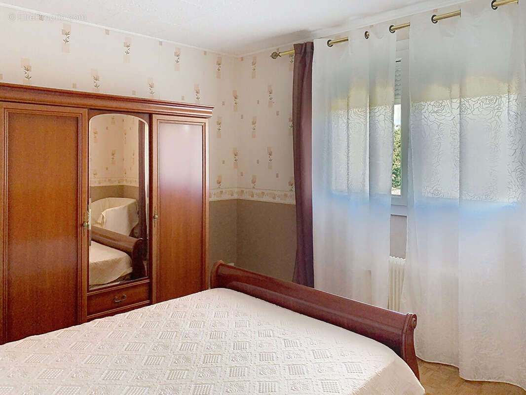 Maison à VILLENAVE-D&#039;ORNON