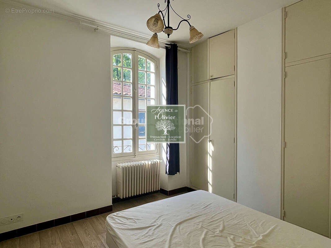 ARLES. Appartement T2 résidence sécurisée. - photo 5