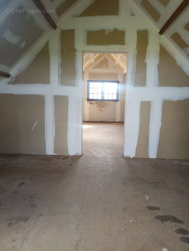 Maison à SAINT-JOUIN-BRUNEVAL