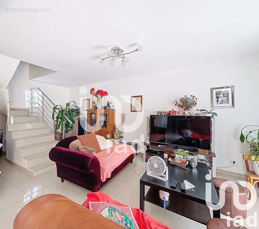 Photo 2 - Maison à GRETZ-ARMAINVILLIERS