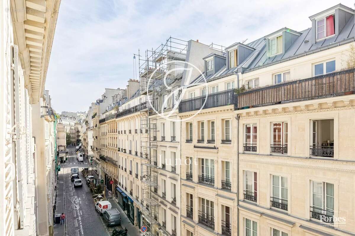 Paris 9e - SAINT-GEORGES - Appartement - 117,68m² Carrez - 6 pièces - Charme de l'ancien - photo 23