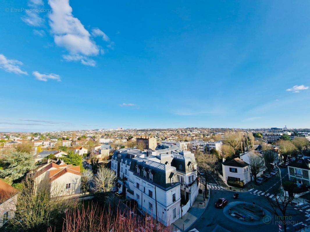 Appartement à LE PERREUX-SUR-MARNE