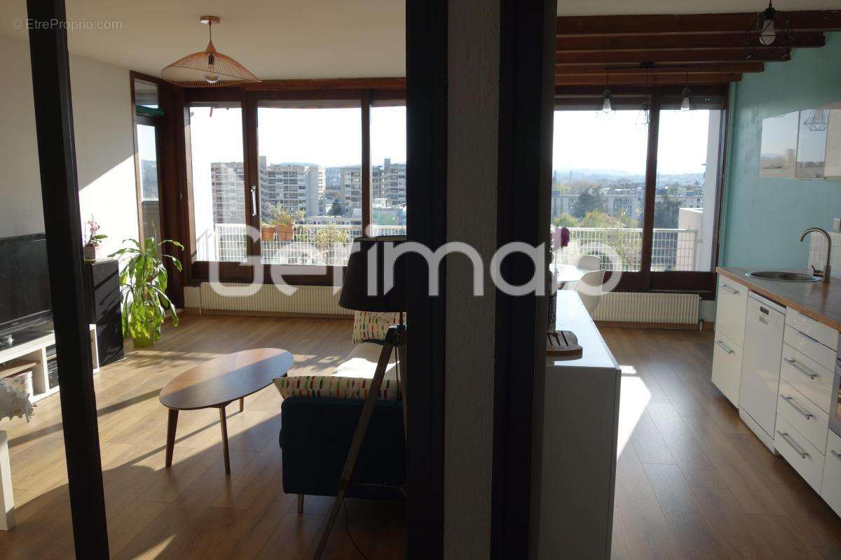 Vente - Appartement - 4 pièces + cuisine - 84 m² - 359 000 € - - photo 18