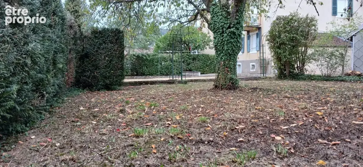 À Valdoie, maison de ville idéalement située avec jardin privatif - photo 3