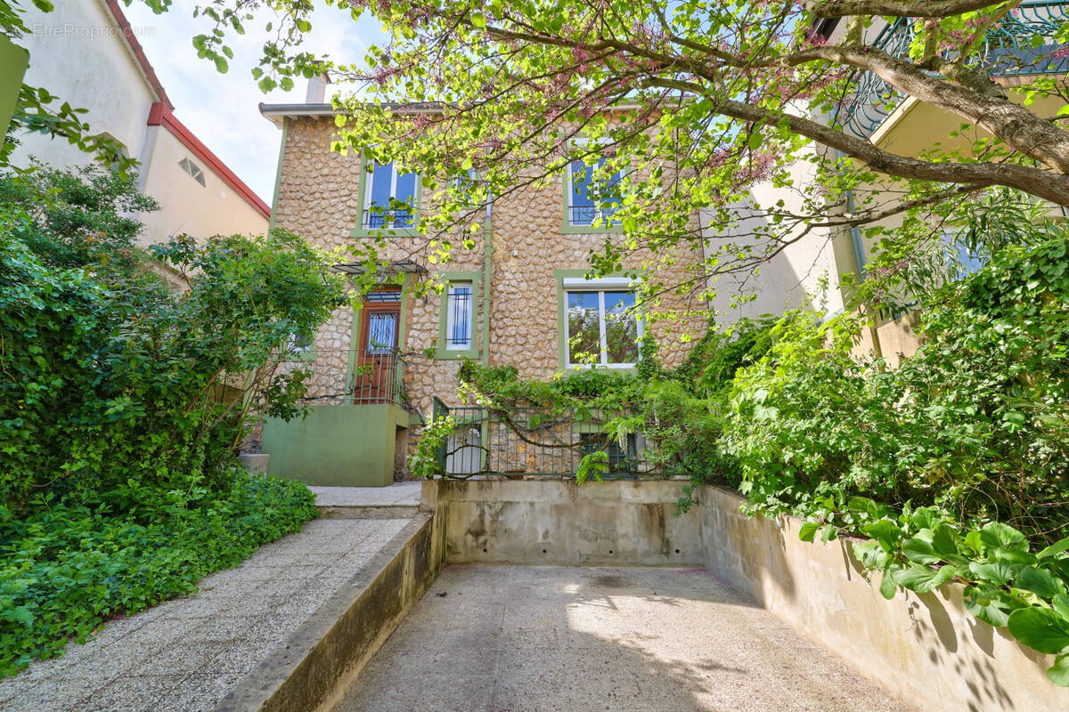 Maison à CHAVILLE