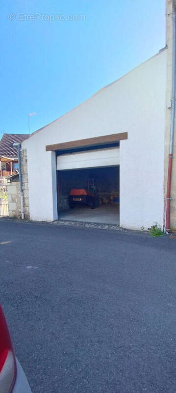 Parking à PREUILLY-SUR-CLAISE