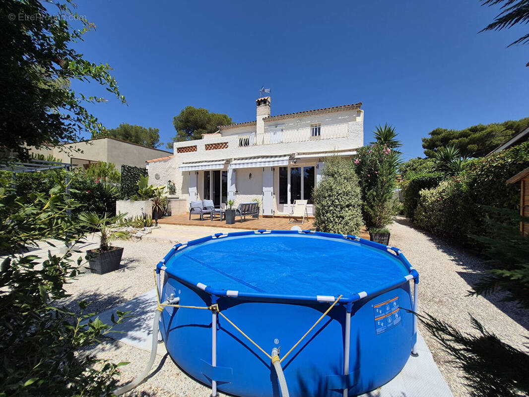 Maison à SAUSSET-LES-PINS