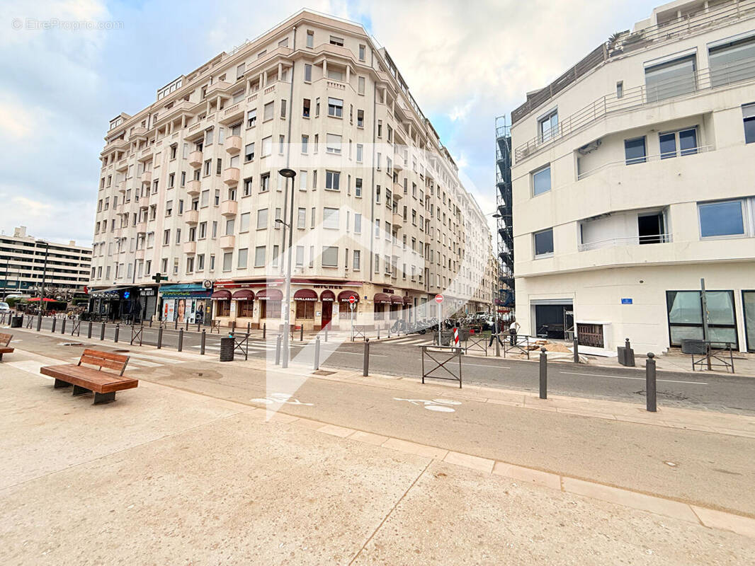 Appartement à MARSEILLE-7E
