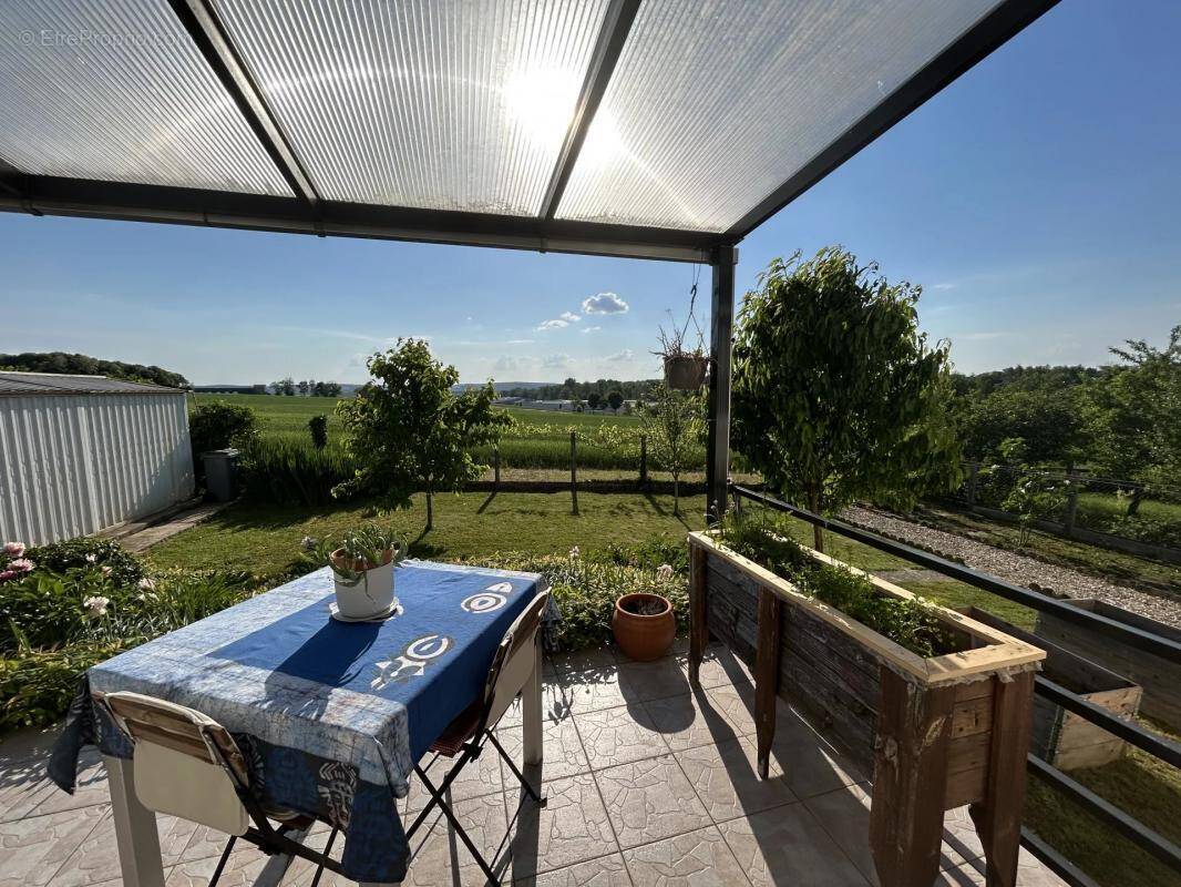 Appartement à SOUCY